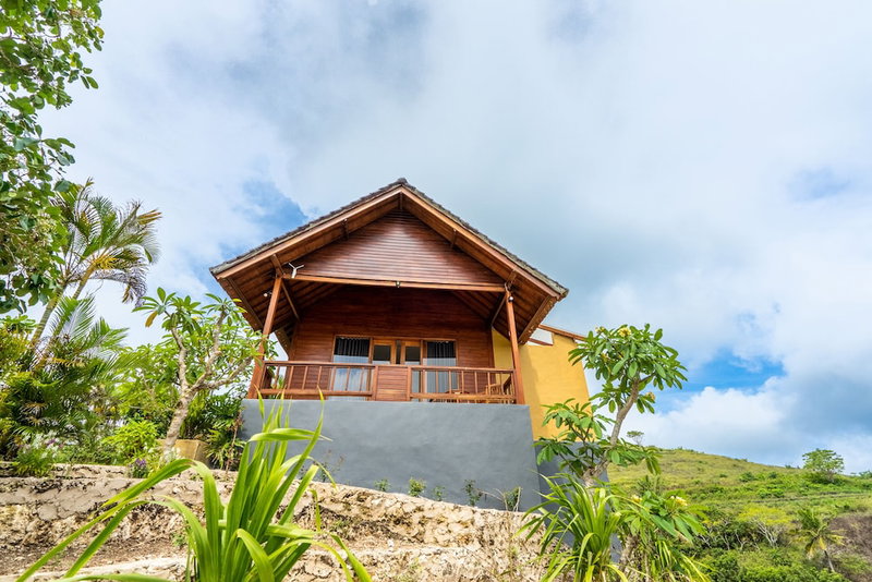 Pini Sentana Village, Penida Island, Indonesia