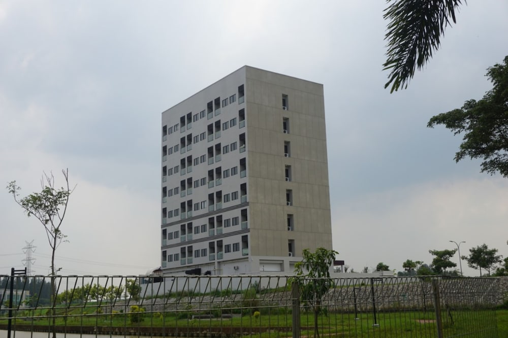 ARTOTEL Casa Cikarang, Indonesia