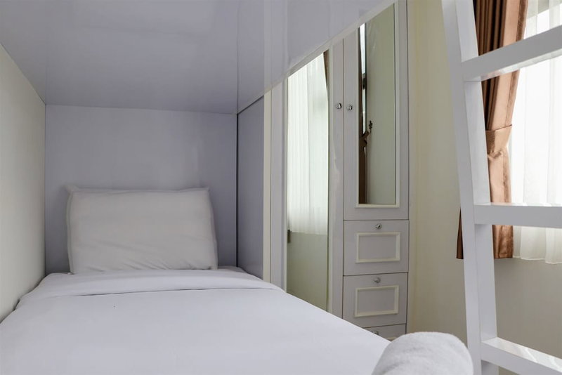 Comfort 2Br Apartment At 30Th Floor Transpark Cibubur, Depok, Indonesia
