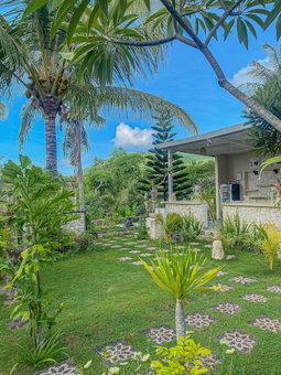 Gapul pinpilinPauxa, Penida Island, Indonesia