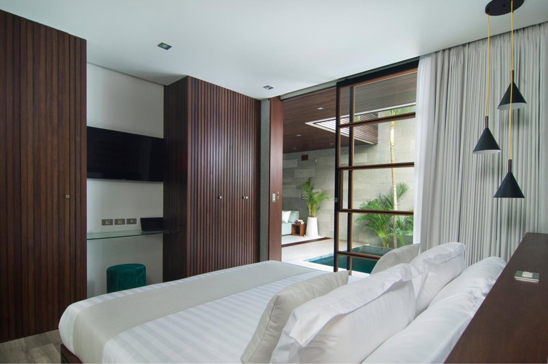 4BR Villa Kamis - Minggu Villas Seminyak, Seminyak, Indonesia