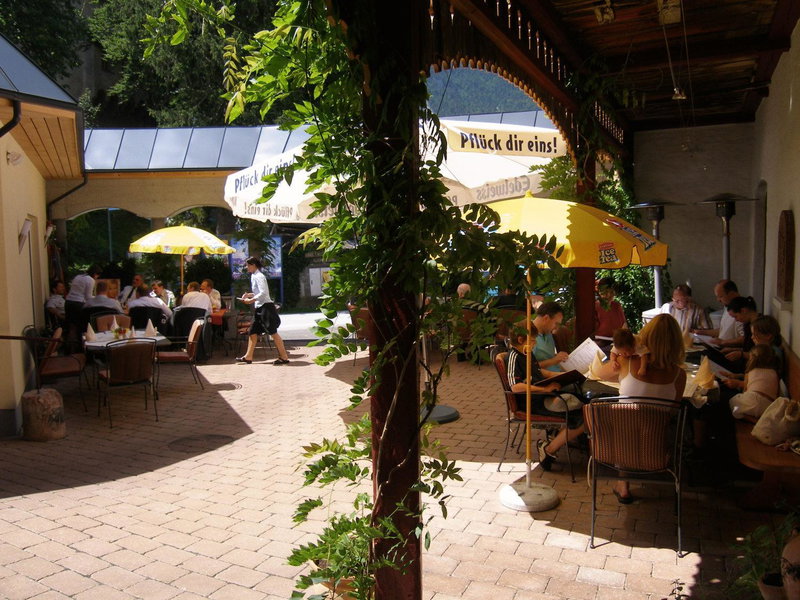Gasthof Goldene Traube, Golling an der Salzach, Austria