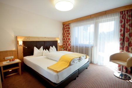 Hotel Bergblick 4 Sterne Superior, Fiss, Austria