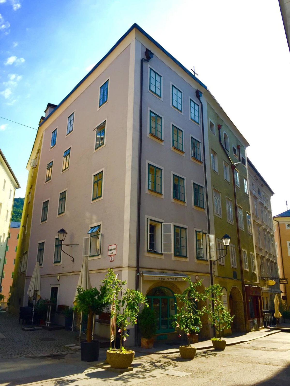 Guesthouse Mozart - Apartment House, Austria
