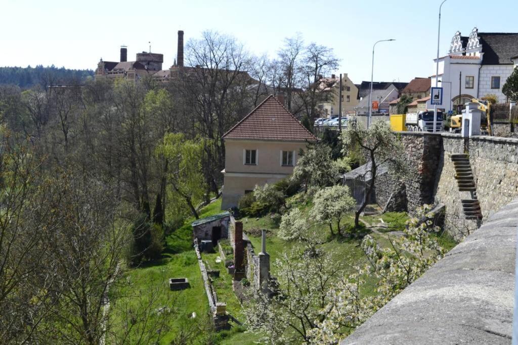 Pod Parkany studio with view, Czechia