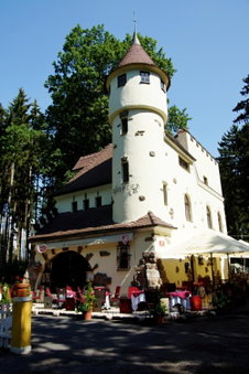 Rezidence Zámeček - Boutique Hotel, Františkovy Lázně, Czechia