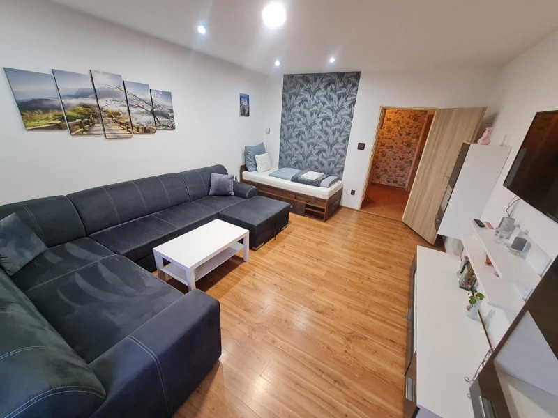 Malebný Rodinný Dům v Přírodě, Sauna, BBQ, Třinec, Czechia
