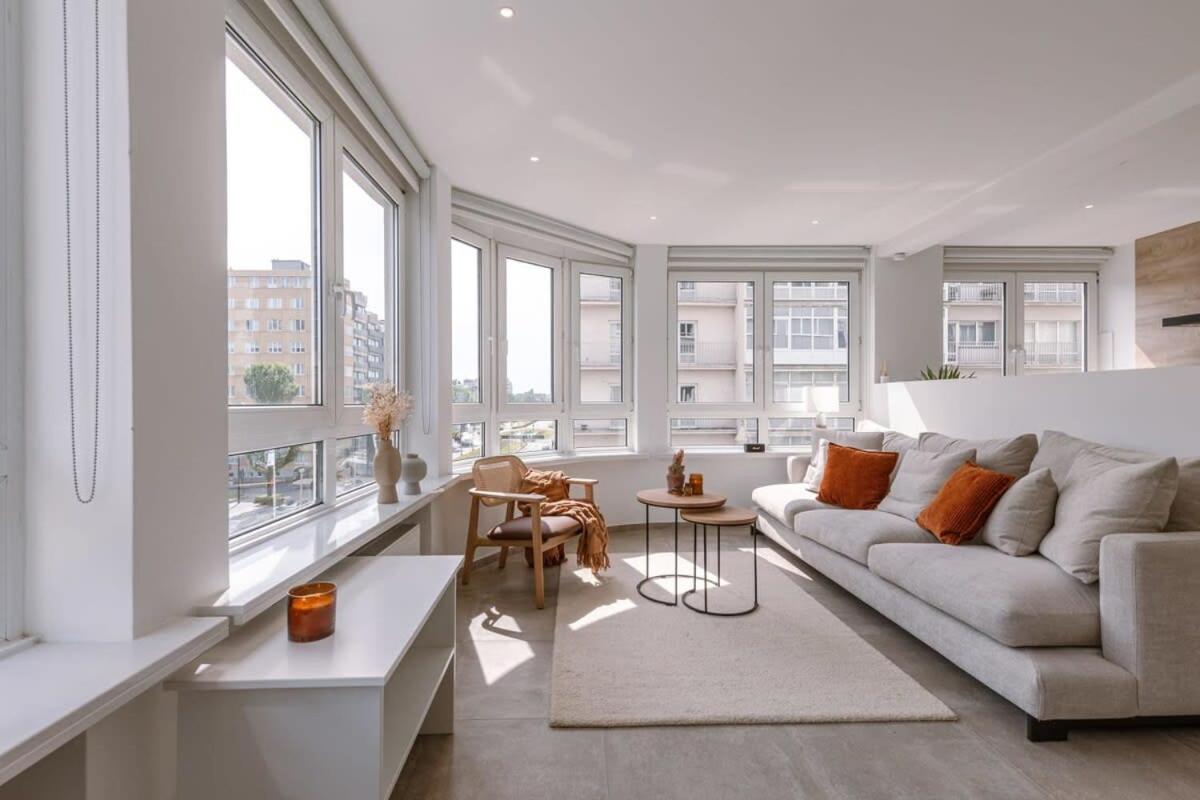 Hotel · Casiola - Bright modern apartment close to the casino, Ostend