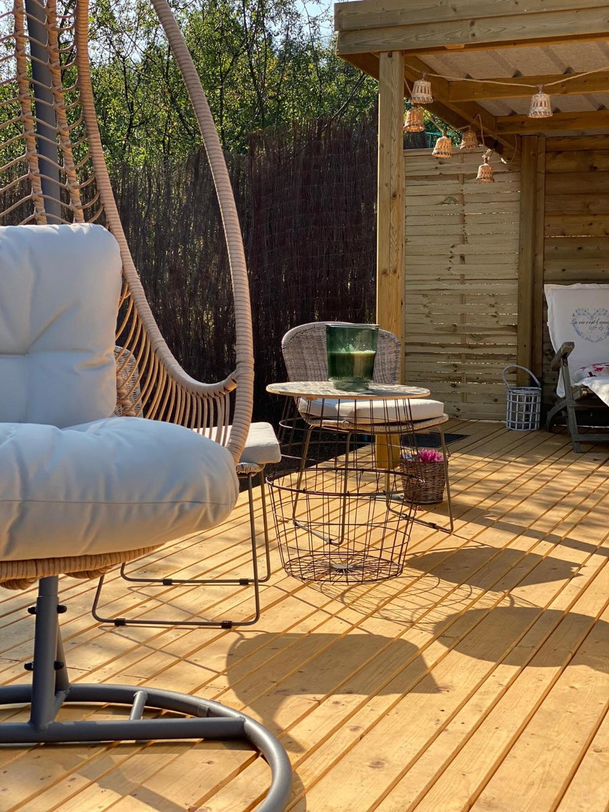 Cabane au style scandinave et son bain nordique, Belgium