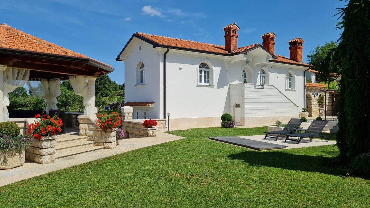 Hotel · Holiday Apartment VILLA BIANCA, Pazin