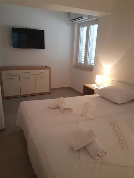 Bed & Breakfast Dora, Rovanjska, Croatia