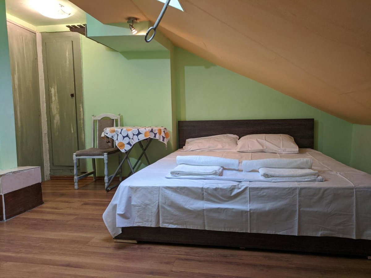 Midtown Place Apartment Loft таванска стая с баня DORIS 2, Bulgaria