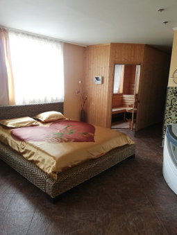 Хотелски Комплекс Родина, Mezdra, Bulgaria