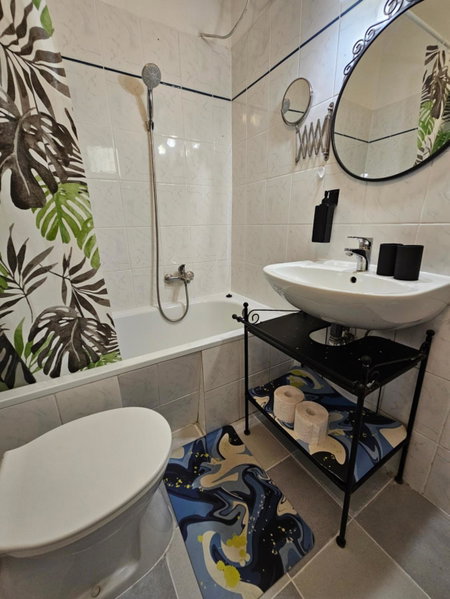 The GreeNest Vintage Lodging, Budapest, Hungary