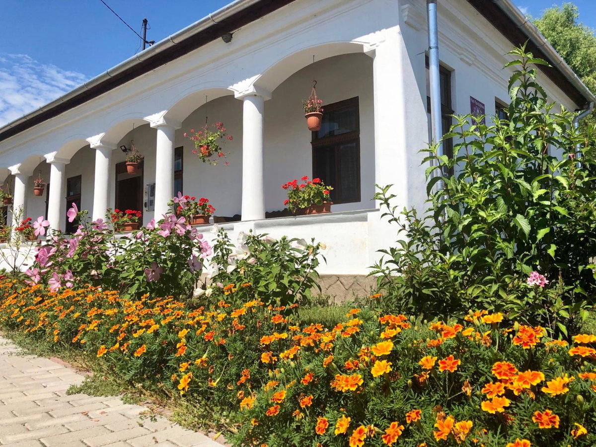 Hotel · Heni Vendégháza, Vadna