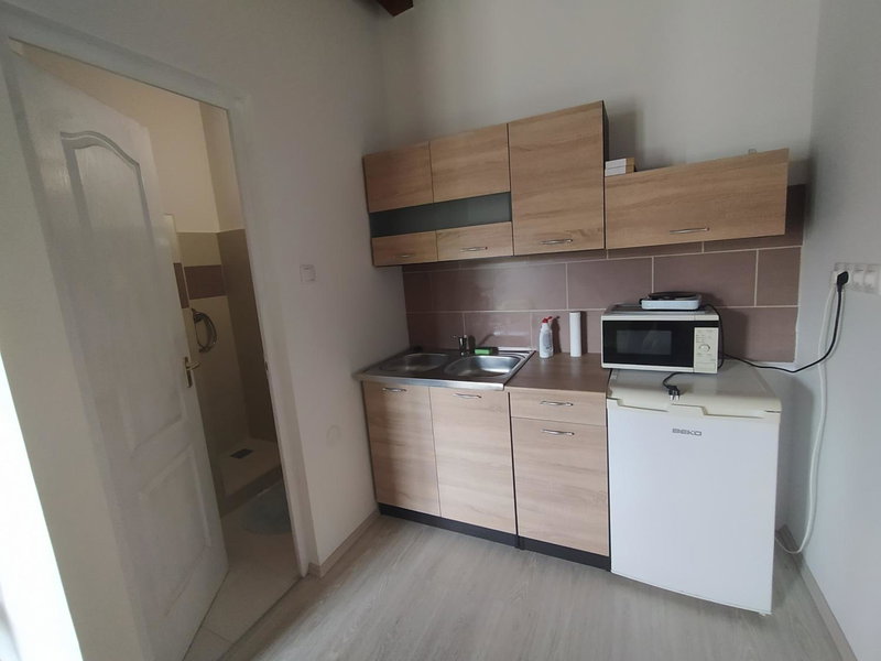 Heni Vendégháza, Vadna, Hungary