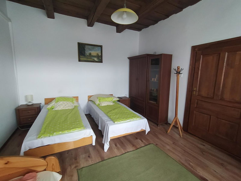 Heni Vendégháza, Vadna, Hungary