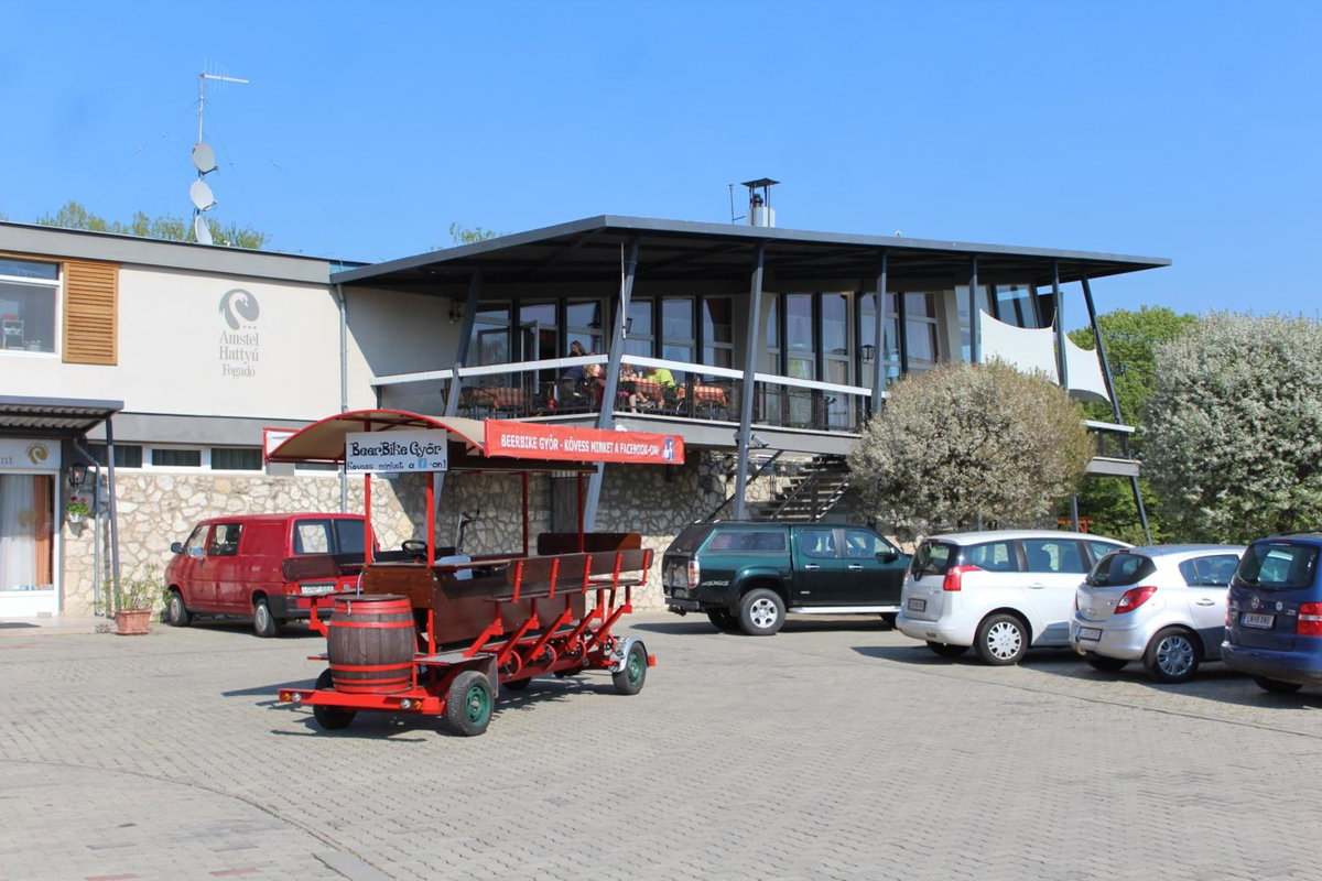 Amstel Hattyú Panzió -Érintésmentes bejelentkezés, Hungary