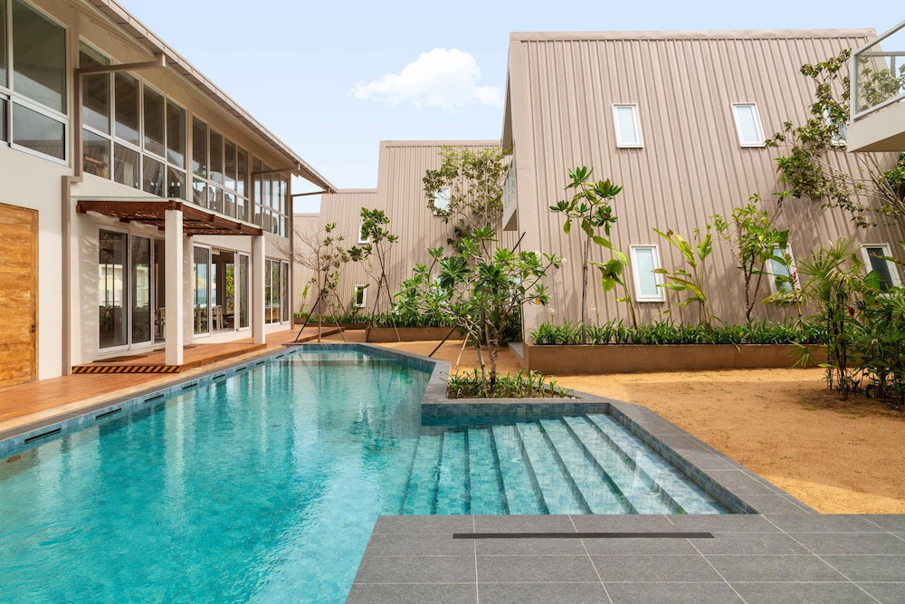 Asaya Sands, Sri Lanka