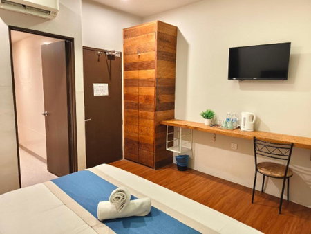 The Riverbank Hotel By MRVJ Business, Kuantan, Malaysia