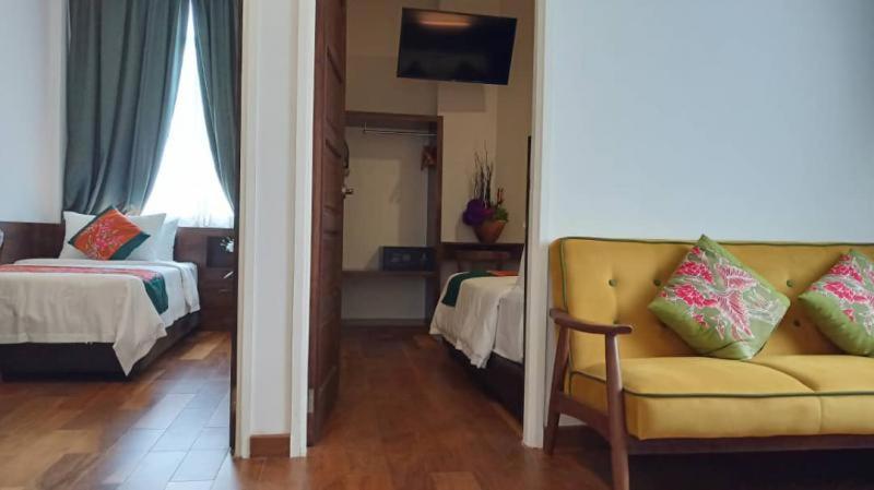 Serapi Hotel, Kuching, Malaysia