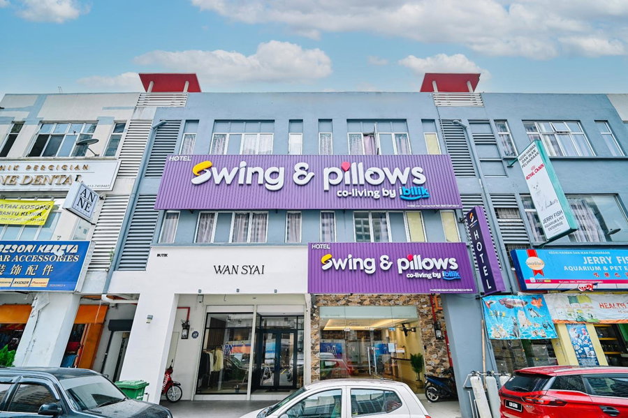 Swing & Pillows - My Home Hotel Wangsa Maju, Kuala Lumpur, Malaysia
