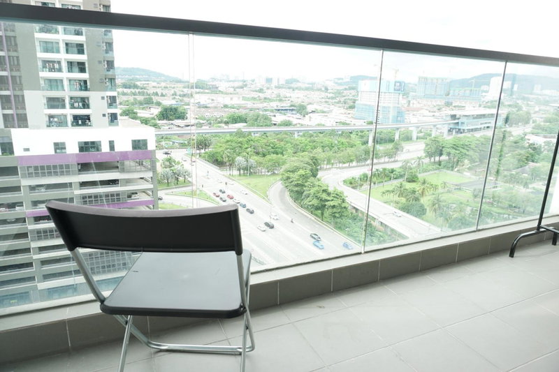 Landmark Residence 2 Service Apartment 5min to MRT 20min to KL, Kajang, Malaysia
