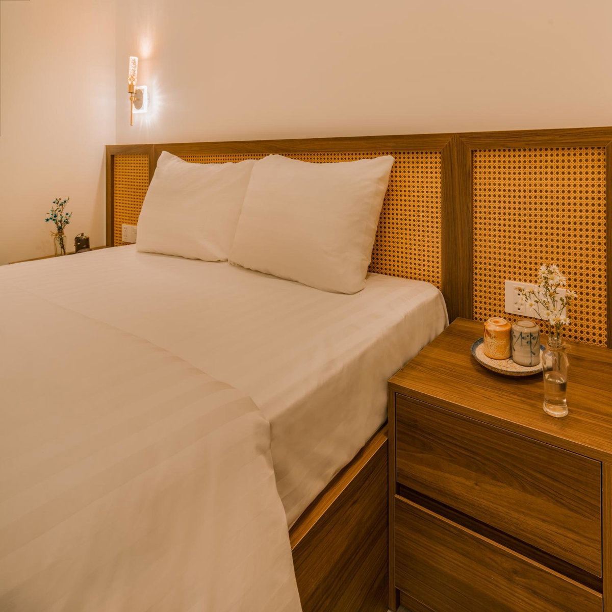Hotel · De V’Charm Hotel, Ðông Tác (1)