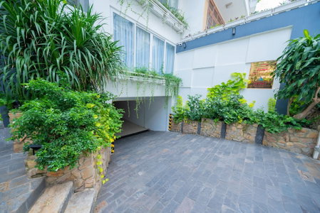 Yen Nam Hotel Nguyen Thai Son, Ho Chi Minh City, Vietnam