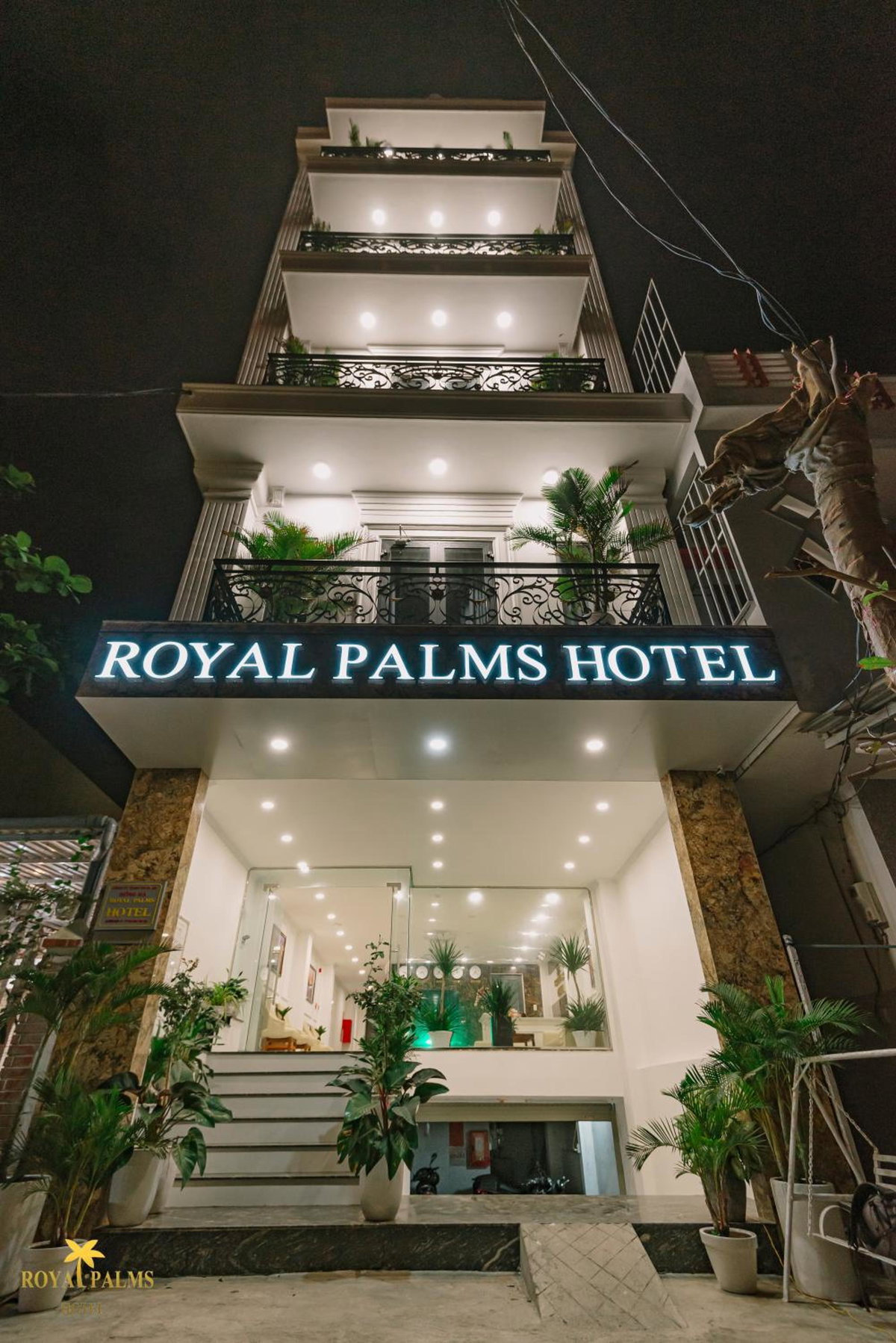 Royal Palms Hotel, Vietnam