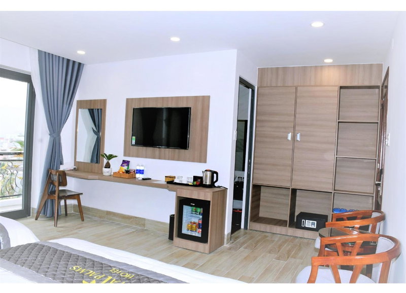 Royal Palms Hotel, Tuy Hoa, Vietnam