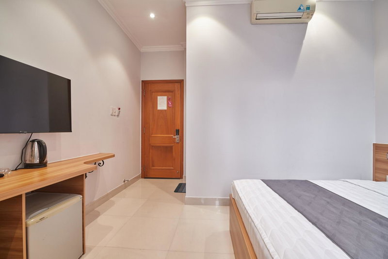Bin Bin Hotel 2 - Near Him Lam D7, Ho Chi Minh City, Vietnam