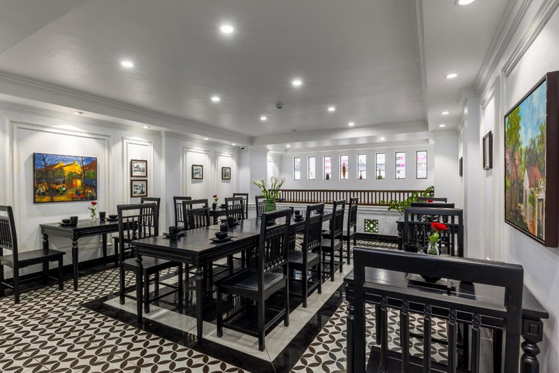 Paddy Hotel, Ha Long, Vietnam
