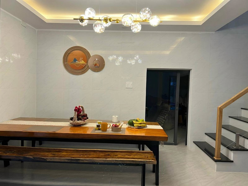 Kaylin House, Xuan An, Vietnam