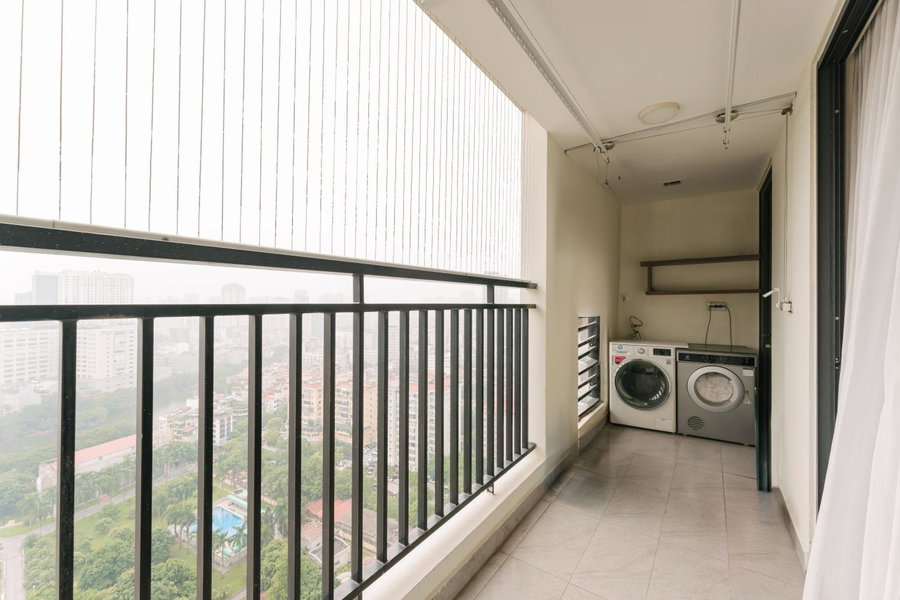 Hi-Home Suites - City view in HongKong Tower, Hanoi, Vietnam