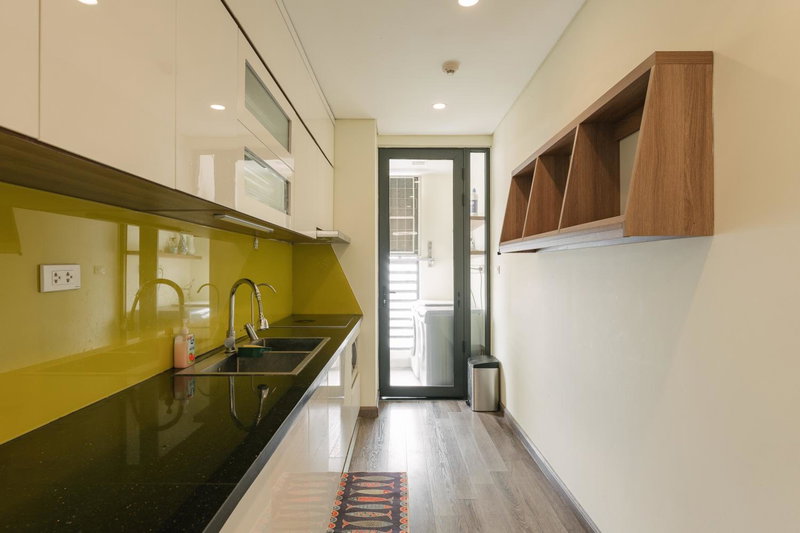 Hi-Home Suites - City view in HongKong Tower, Hanoi, Vietnam