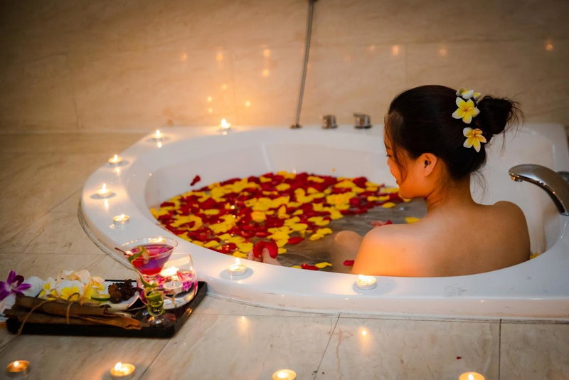 Muong Thanh Grand Ha Long Hotel, Ha Long, Vietnam