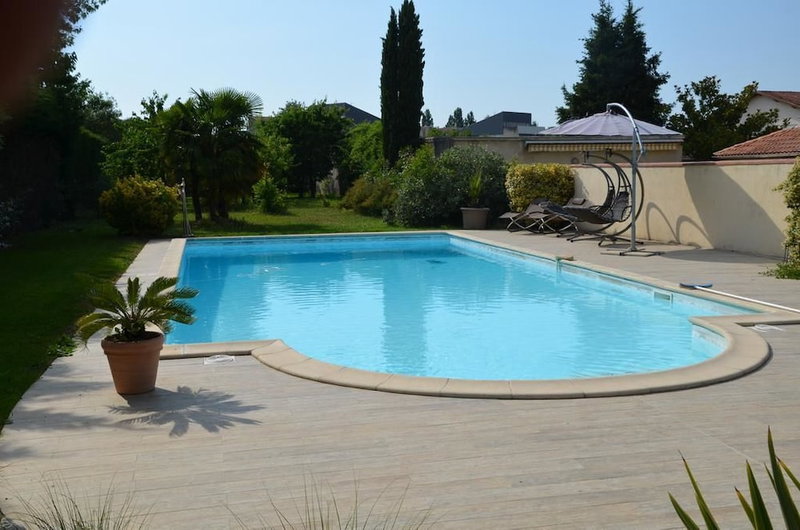 Chambres d'hôtes et Spa, Agen, France