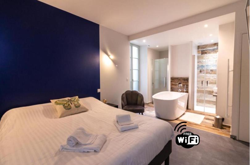 Hotel · Sarlatitude, Studios & Chambres, Sarlat-la-Canéda