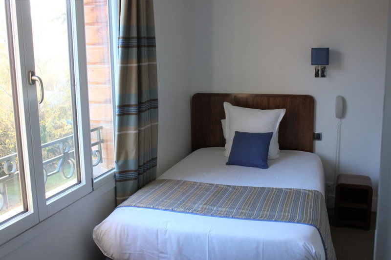 Logis Hôtel - Le Manoir de Sauvegrain, Saint-Lambert, France