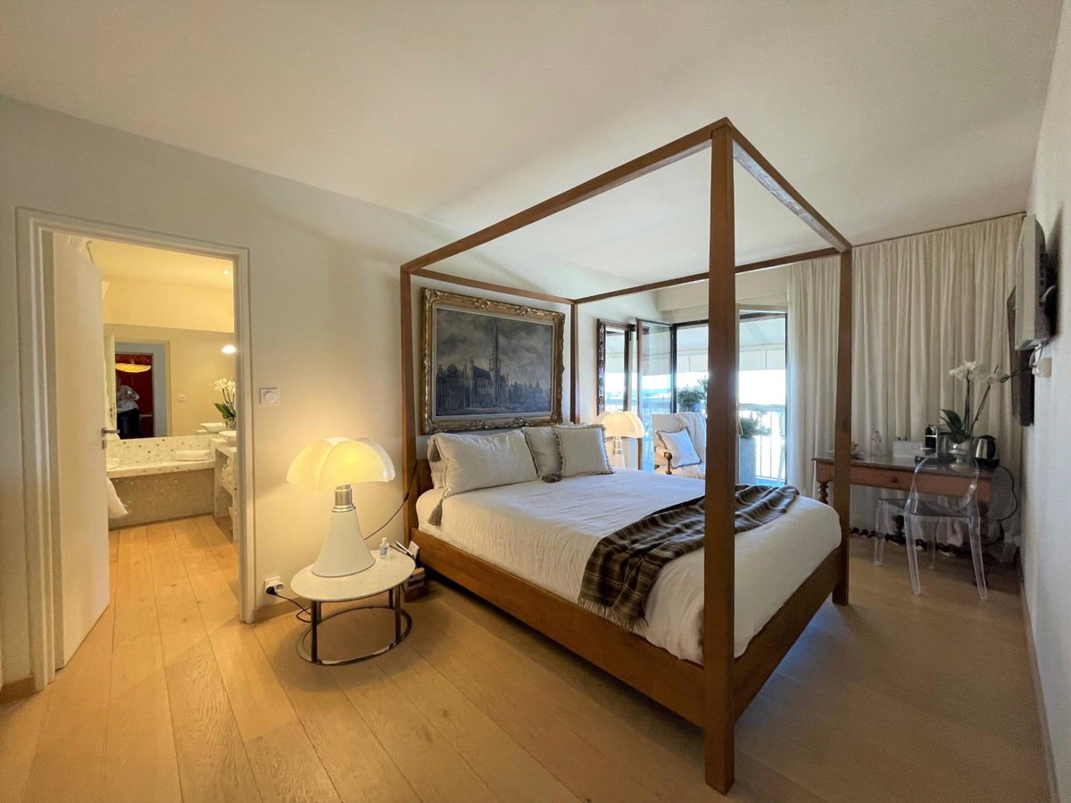 Fortuny Suites, France