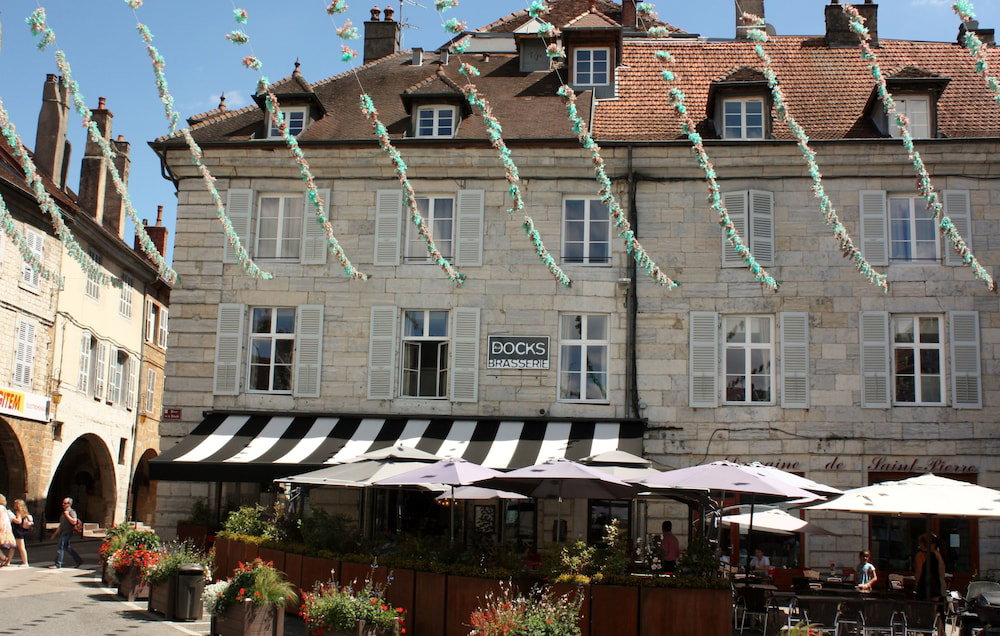 Hotel · Apparthôtels de Val-Perrière, Arbois