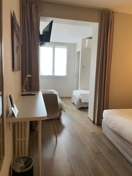 Logis Hôtel Le Clement V, Roquemaure, France