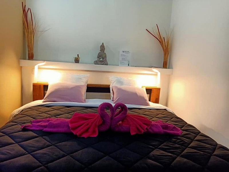 Mas La Farelle Chambre d'hote,Fitness & Salle de jeux Gratuite & SPA en supplément, Nîmes, France