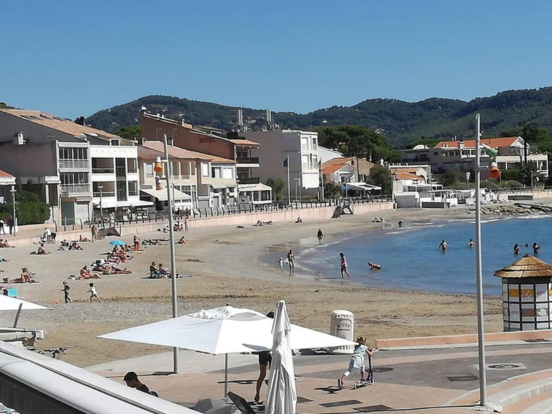 Hotel Chanteplage, Saint-Cyr-sur-Mer, France