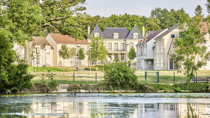 Résidence Château Du Mée, Le Mee-sur-Seine, France