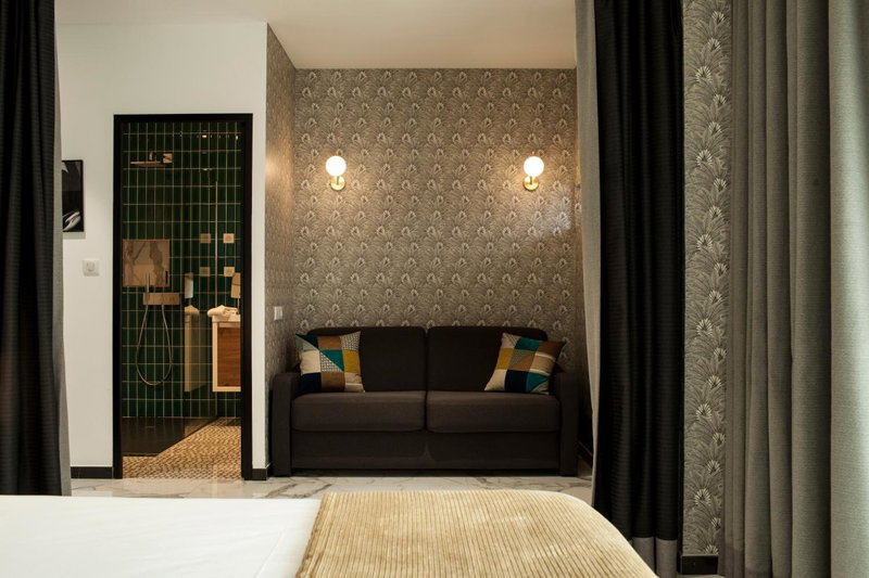Hotel La Pietra Restaurant & Spa, LʼÎle-Rousse, France