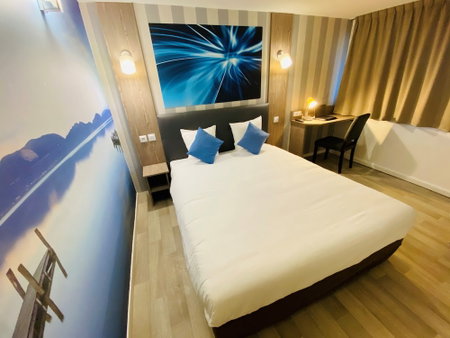 Hotel RBX - Roubaix Centre, Roubaix, France