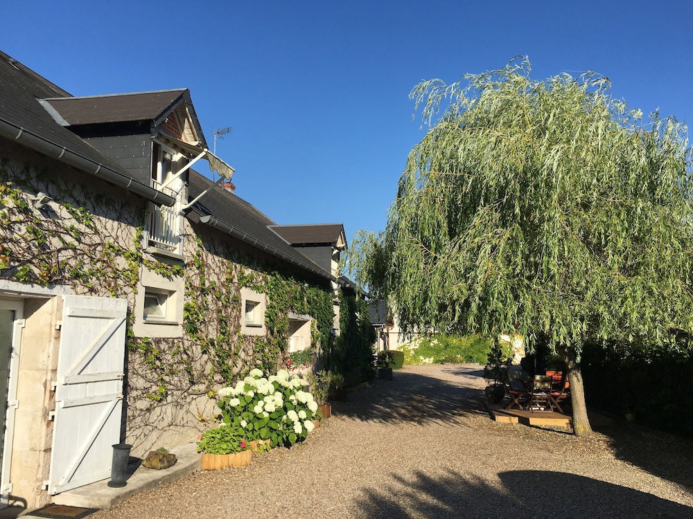 Hotel · La Ferme de Marpalu, La Ferte-Saint-Cyr