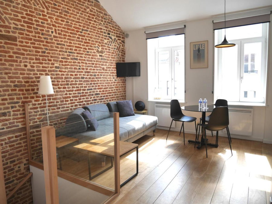 Le Chat Qui Dort, Lille, France